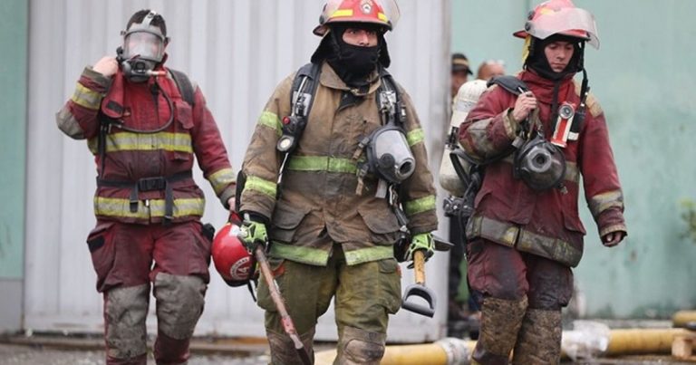 Congreso aprueba una pensión mensual y vitalicia para los Bomberos