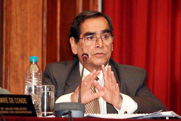 Exministro Ugarte sobre retraso en la llegada de vacunas: "La Cancillería se ha paralizado"