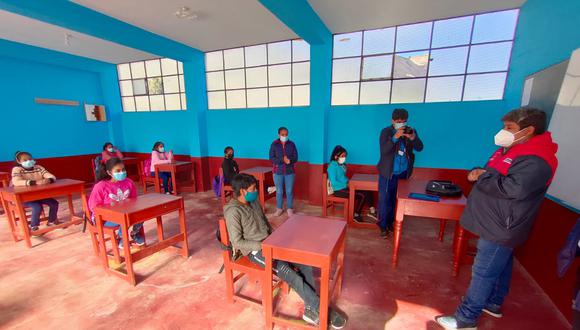 La Libertad: Más colegios retomarían las clases semipresenciales