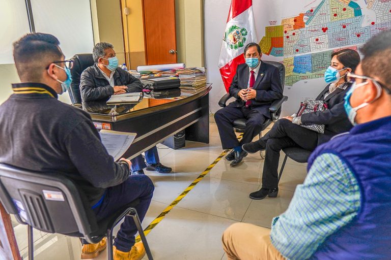 Modernizarán impresora de Reniec El Porvenir para agilizar entregas de DNI electrónico
