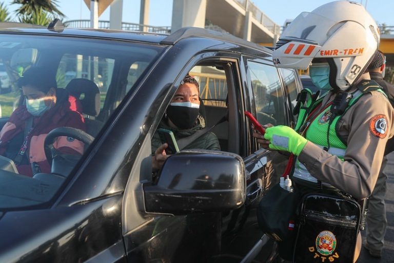 No aplicarán infracción por no mostrar licencia si tiene brevete electrónico