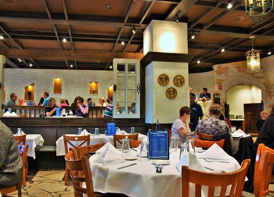 Se incrementa el aforo en restaurantes al 100%
