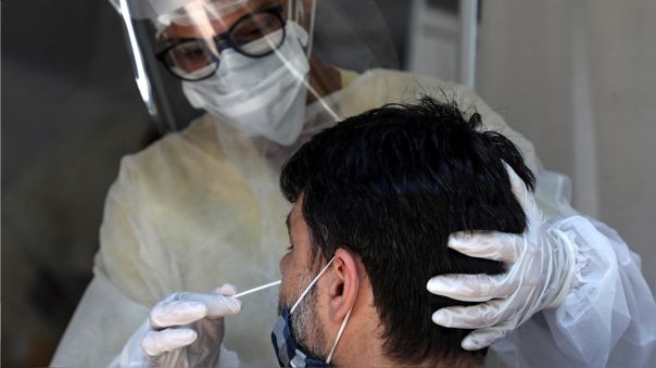 Covid-19: Brasil confirma dos casos de la variante Omicrón