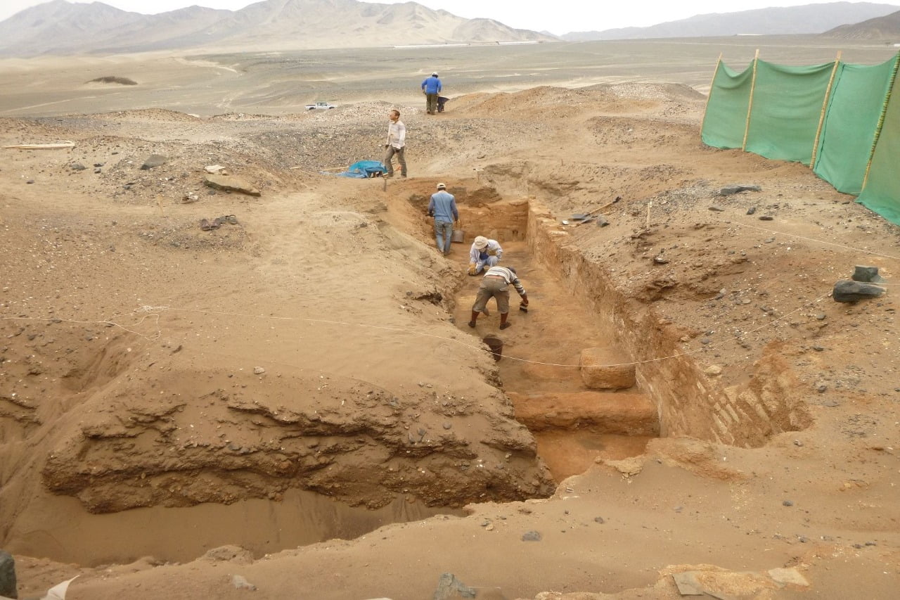 Descubren en Chao la construcción de adobes más antigua de América