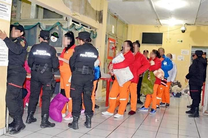 Trujillo: trasladan a 66 internas al penal de Mujeres desde Tumbes