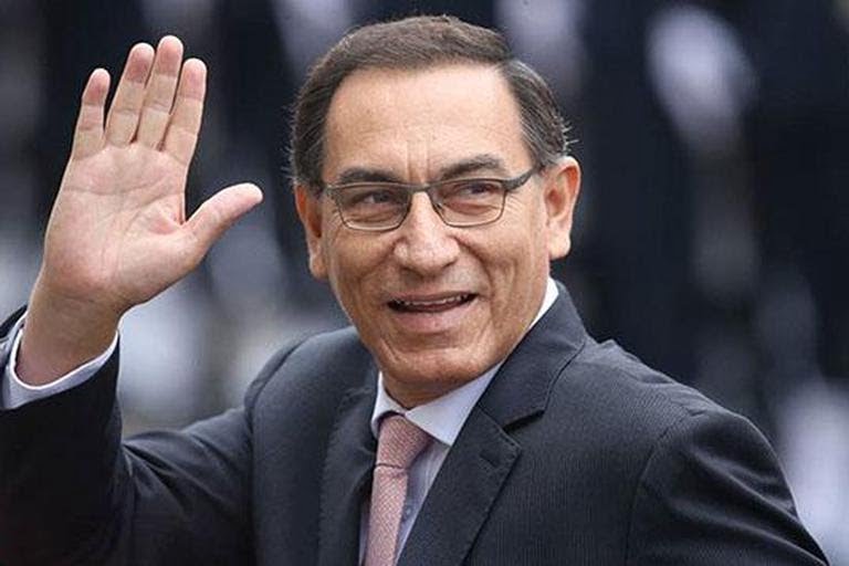 Ministro de Salud: “Martín Vizcarra no necesita una tercera dosis, porque ya tiene cuatro”
