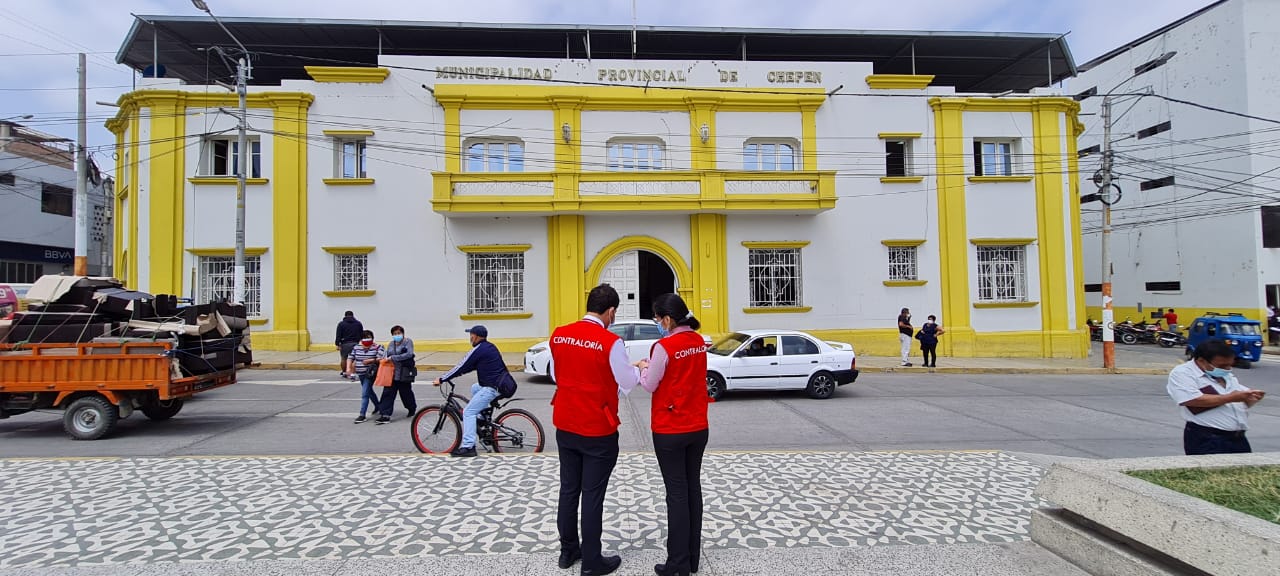 Contraloría identificó irregularidades en contratación de proveedor para rehabilitar tres locales escolares