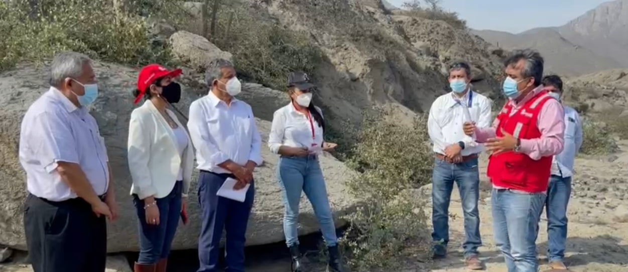 Proyecto de las quebradas San Idelfonso y San Carlos recibe visita de congresistas
