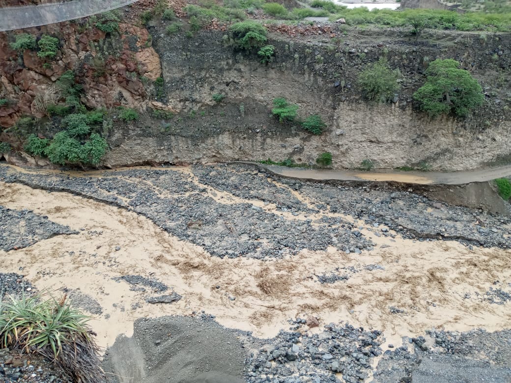 Desborde del río Marañón afecta tramos de carreteras e inunda sembríos en Pataz