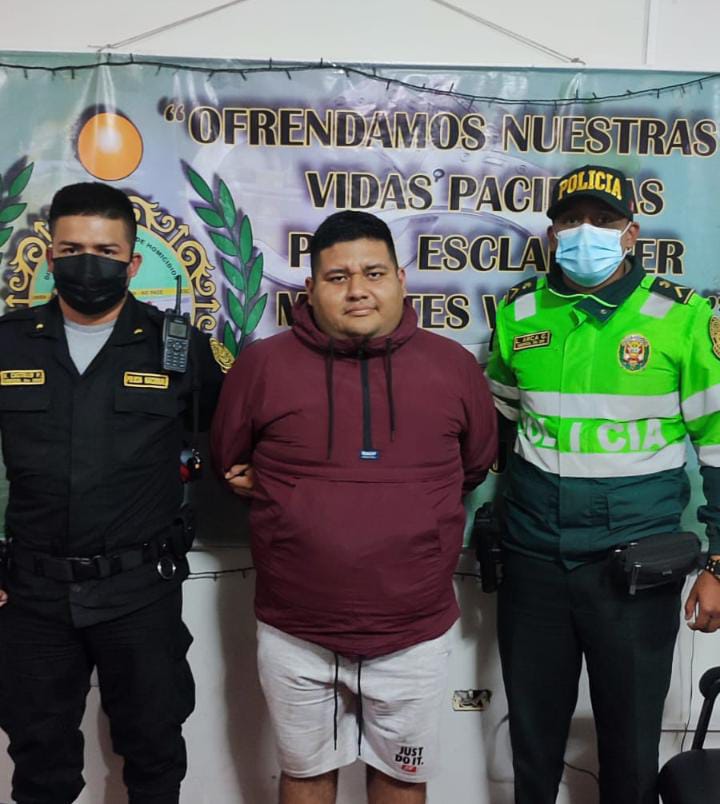 Detienen a sujeto que desató tiroteo en local Florida