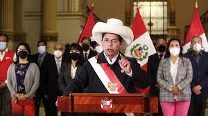 Más del 50% de peruanos rechazan a Castillo, según DATUM