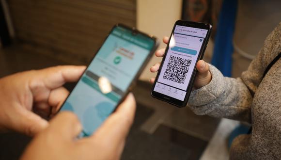 Investigarán a digitadores que añaden a «no vacunados» como «vacunados» en el sistema del MINSA