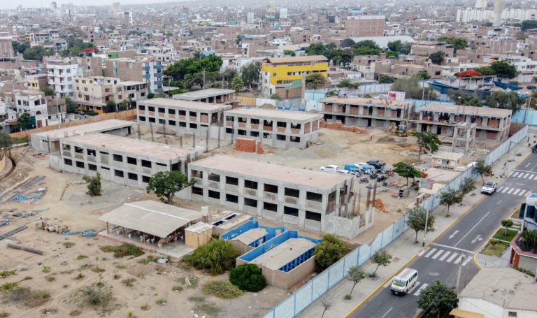 Construcción de I.E. María Negrón Ugarte culminará a fines de abril