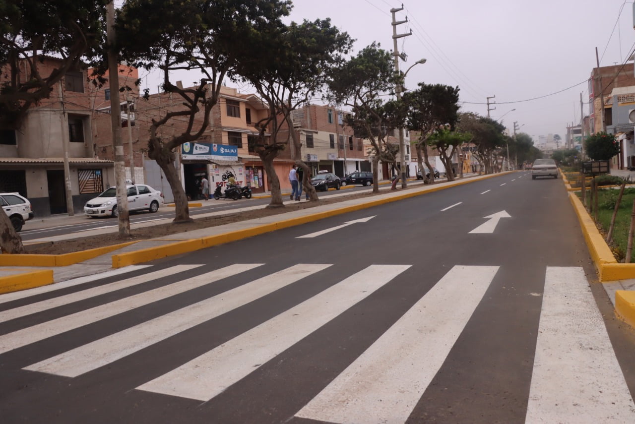 Culmina reconstrucción de av. Los Paujiles, afecta por el Niño Costero