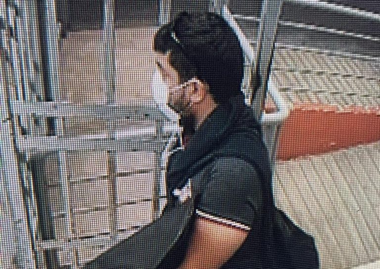 Roban S/ 50 mil en equipos a fotógrafa  trujillana