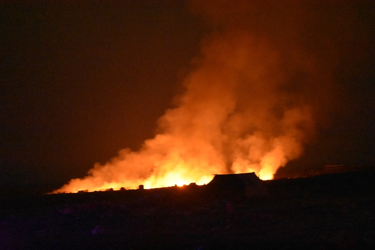 Humo continúa afectando a sector Cuatro Suyos