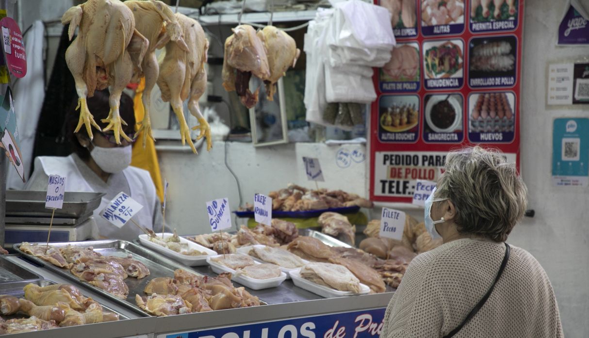 Exoneración de IGV no aplicará en precio de pollo y huevos