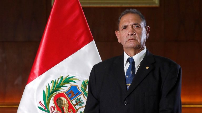 Ministro José Gavidia respalda a Pedro Castillo