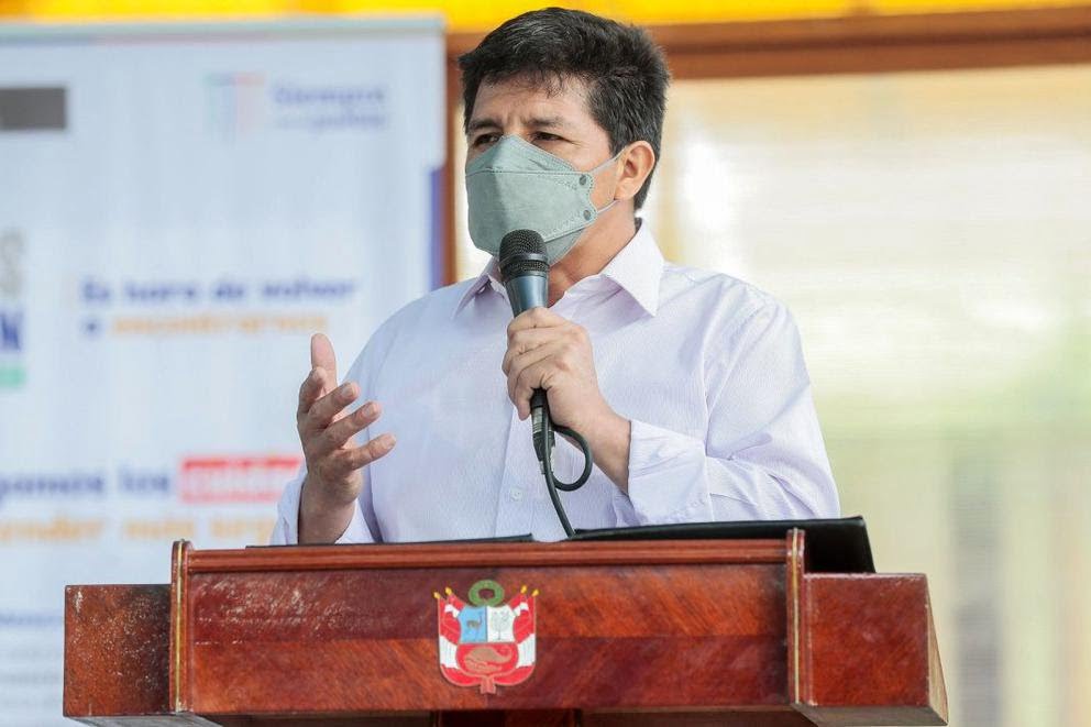 Presentan denuncia constitucional contra Pedro Castillo