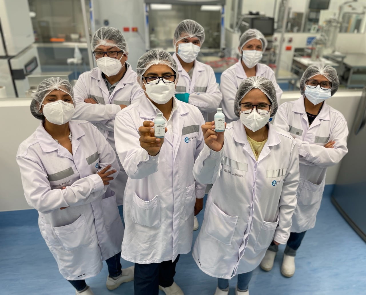 Científicos peruanos elaboran vacunas contra enfermedades aviares