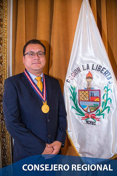 Greco Quiroz Díaz es precandidato por partida doble