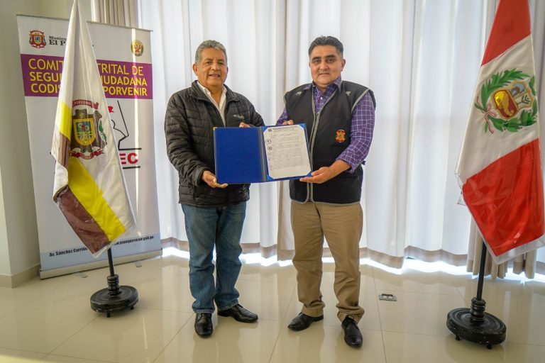 El Porvenir: Incrementan sueldo en S/ 104 a trabajadores municipales