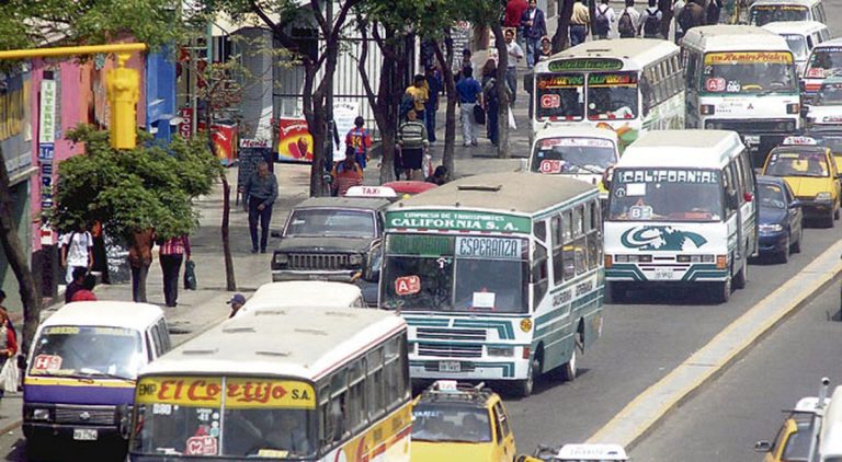 Empresas de transporte público podrán circular 10 años más
