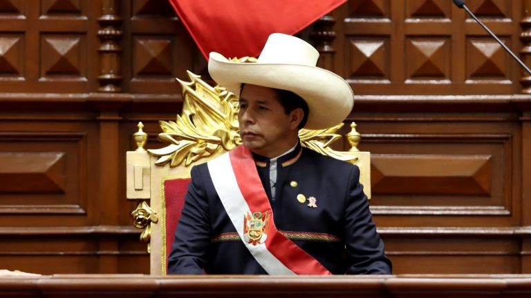 Pedro Castillo: «A cierto sector no le gusta que estemos al lado del pueblo pero hay que seguir adelante»