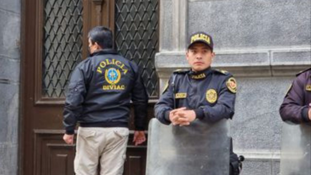 Fiscalía allana viviendas de los congresistas denominados los ‘Niños de Acción Popular’
