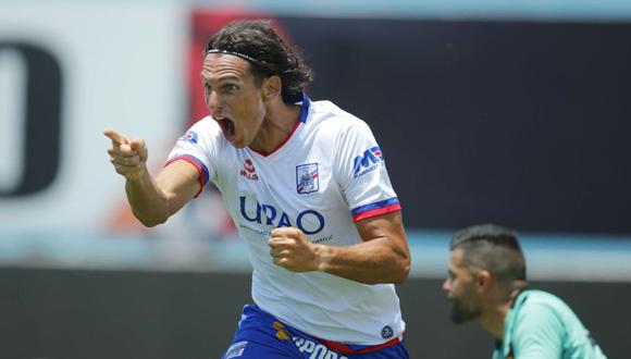 Trujillano José Carlos Fernández se retira con camiseta de Mannucci