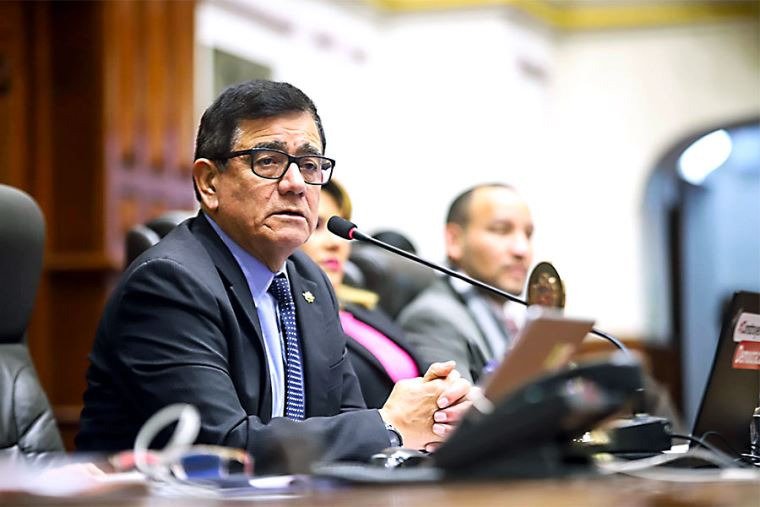 José Williams pide incluir al Congreso en el programa de la OEA en Perú