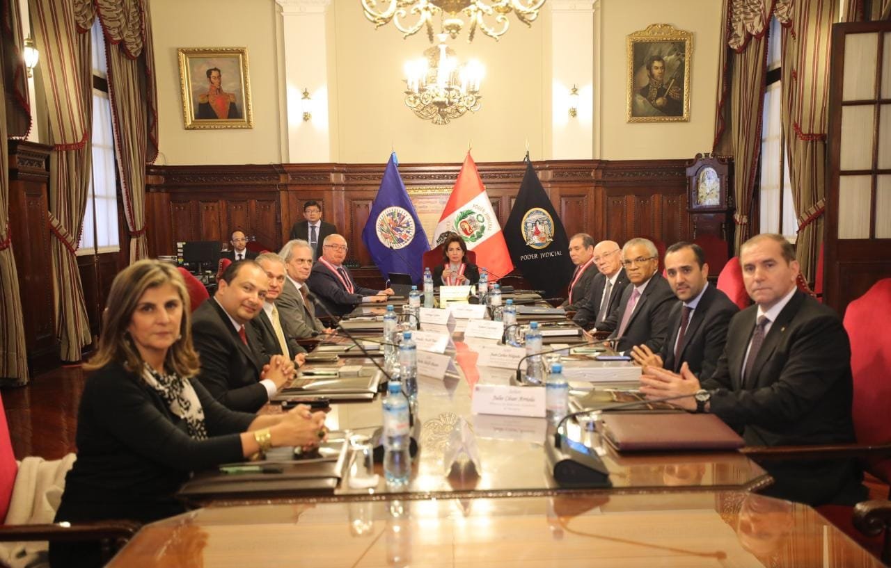 Presidenta del Poder Judicial se reúne con comisión de la OEA