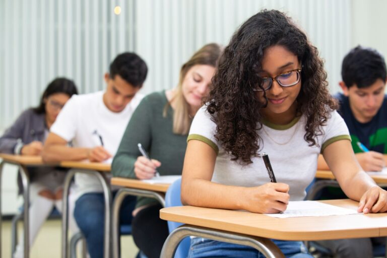 Trujillo: más de 500 jóvenes son beneficiados con créditos educativos
