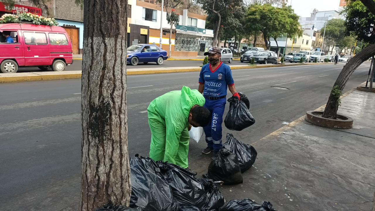 100% de trabajadores del Segat levantan suspensión de labores