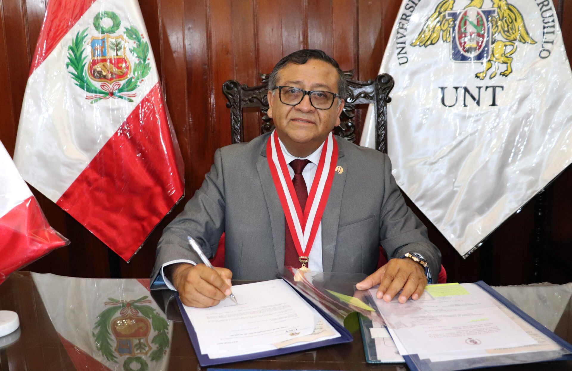 Rector de la UNT participará en Asamblea General en Colombia
