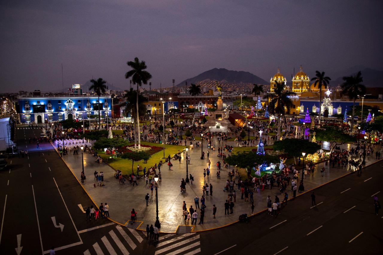 Festival de luces navideñas vuelve a Trujillo