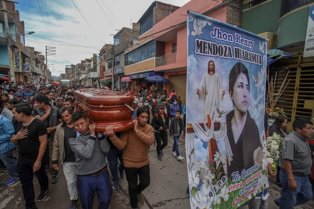 Investigan a generales de la Policía y el Ejército por muertes en protestas