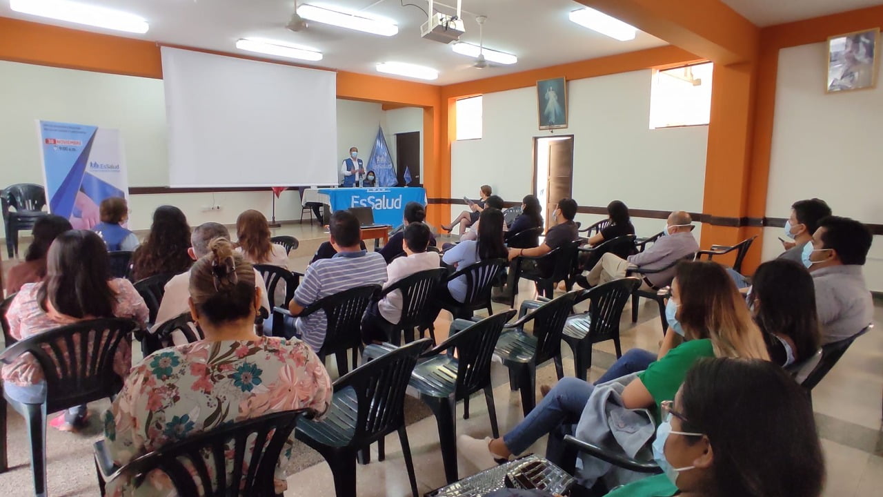 Con taller buscan sensibilizar el lado humano de profesionales de EsSalud
