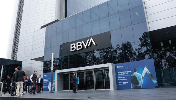 BBVA comienza a cobrar comisiones por retiro en cajeros