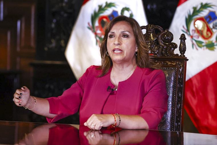 Dina Boluarte demanda elecciones generales para el 2023