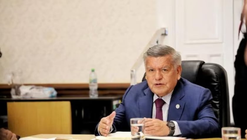 Acuña pedirá mil millones para nuevo Hospital Regional de Trujillo
