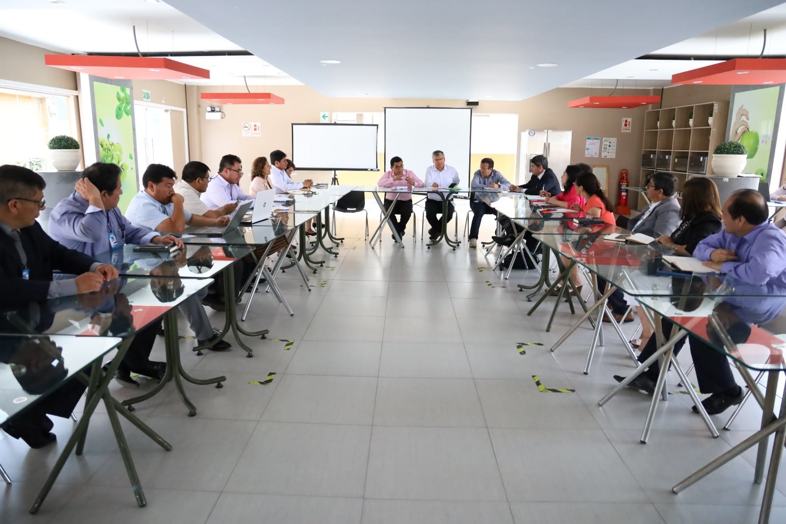 La Libertad: Gobierno Regional expone deficiencias de educación