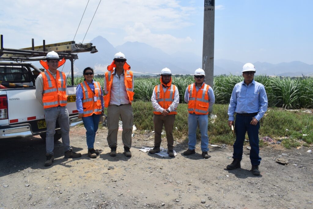 Hidrandina en obras quebradas
