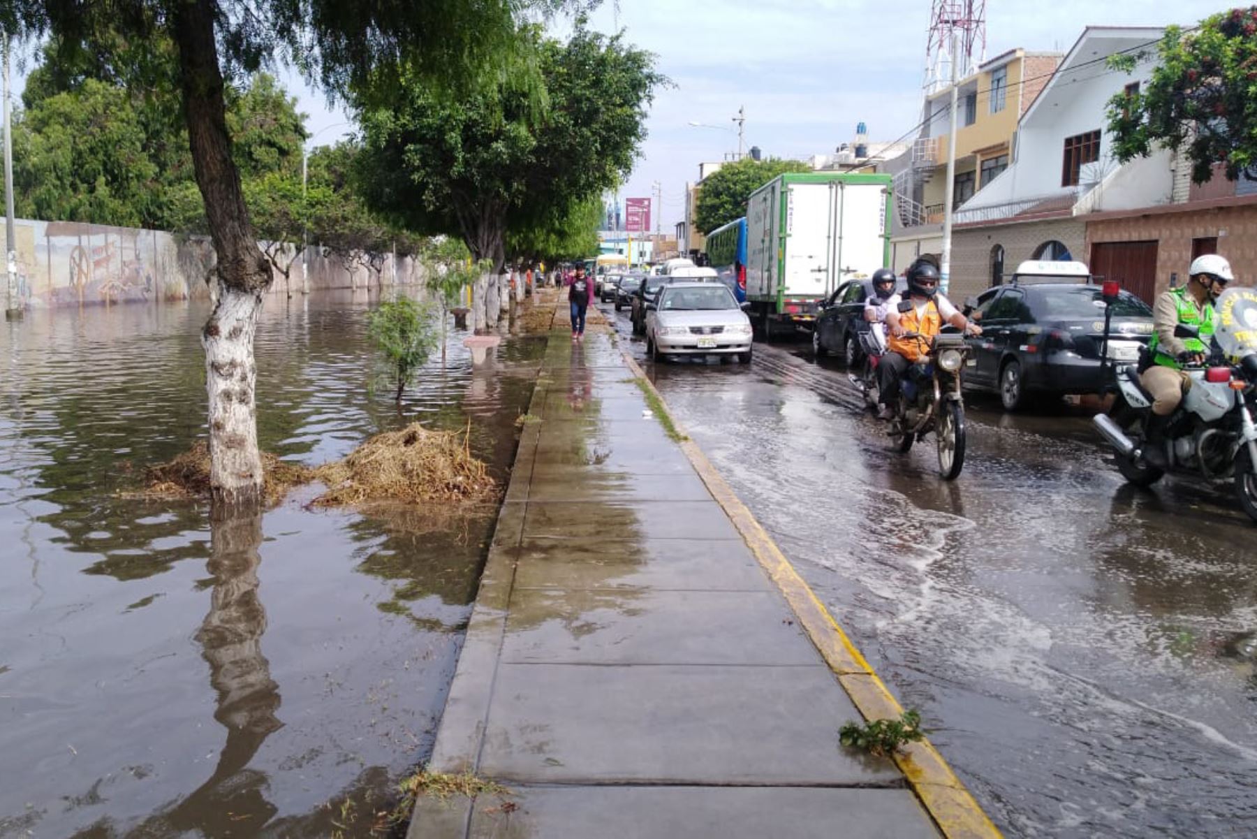 Lluvias de ligera y fuerte intensidad continuarían hasta el 03 de abril en La Libertad