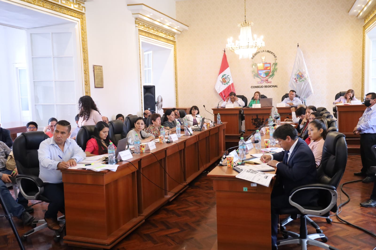 Consejo Regional de La Libertad aprueba mantener 22 gerencias y no 8, tras observaciones de Contraloría