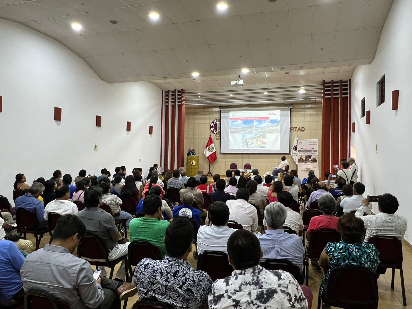 Ciudadanos y autoridades piden paralizar y replantear obras de las tres quebradas de Trujillo