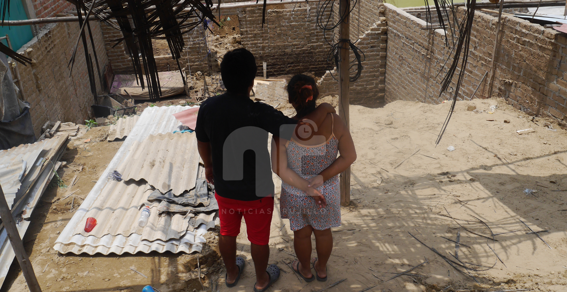 Mujer embarazada pierde su casa por huaico a solo tres meses de dar a luz