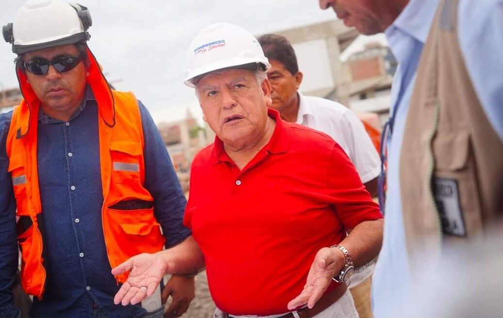 César Acuña sobre lluvias en La Libertad: "esperemos lo que pase"