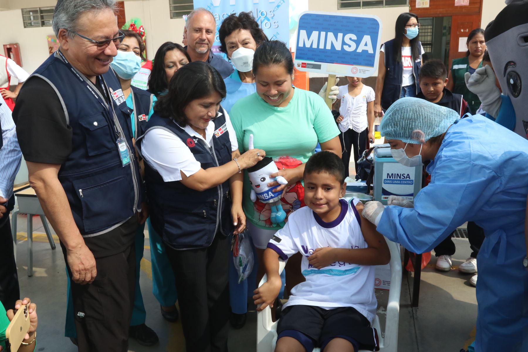 Minsa: Uno de cada ocho niños varones en el Perú es vacunado contra el VPH