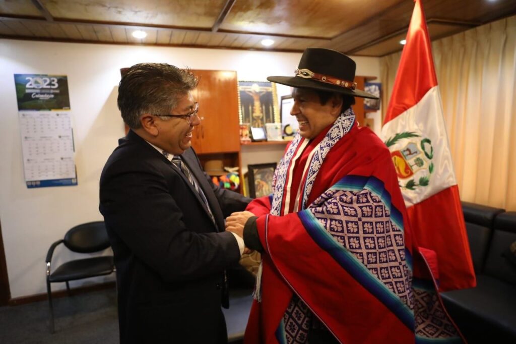 Pese a que la población rechazó la presencia del ministro del MIDIS lanzándole huevos, Werner Salcedo agradeció su visita al Cusco.